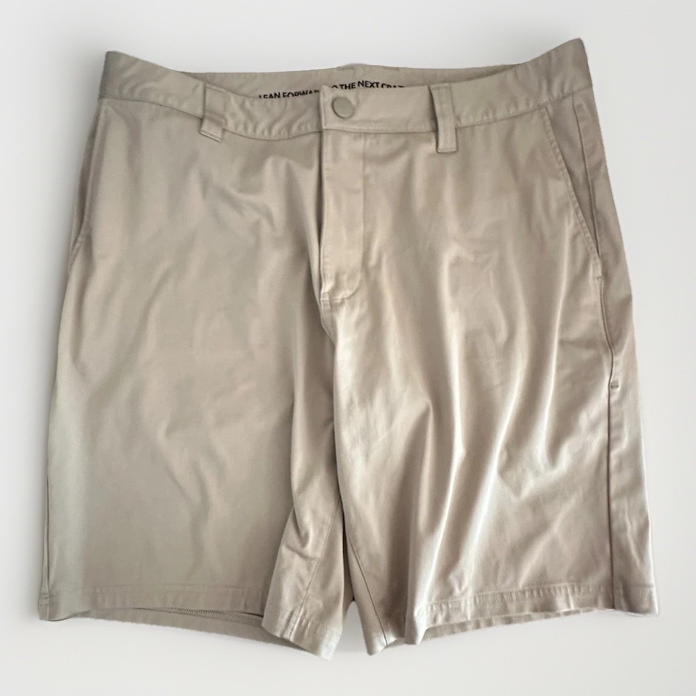 Rhone Shorts Mens 34 Commuter 9"‎ Khaki Beige Flat Front Golf Performance Chino